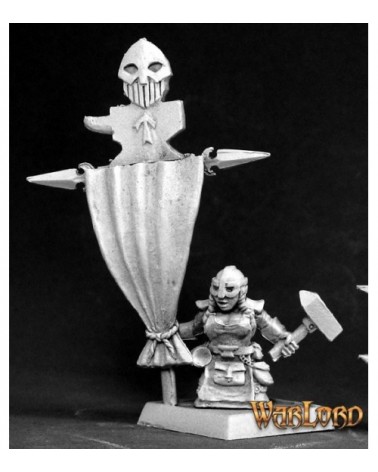 Dwarf Standard Bearer